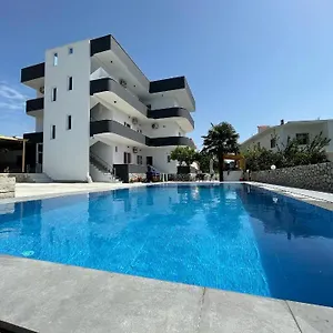  Hotel apartamentowy Ruci